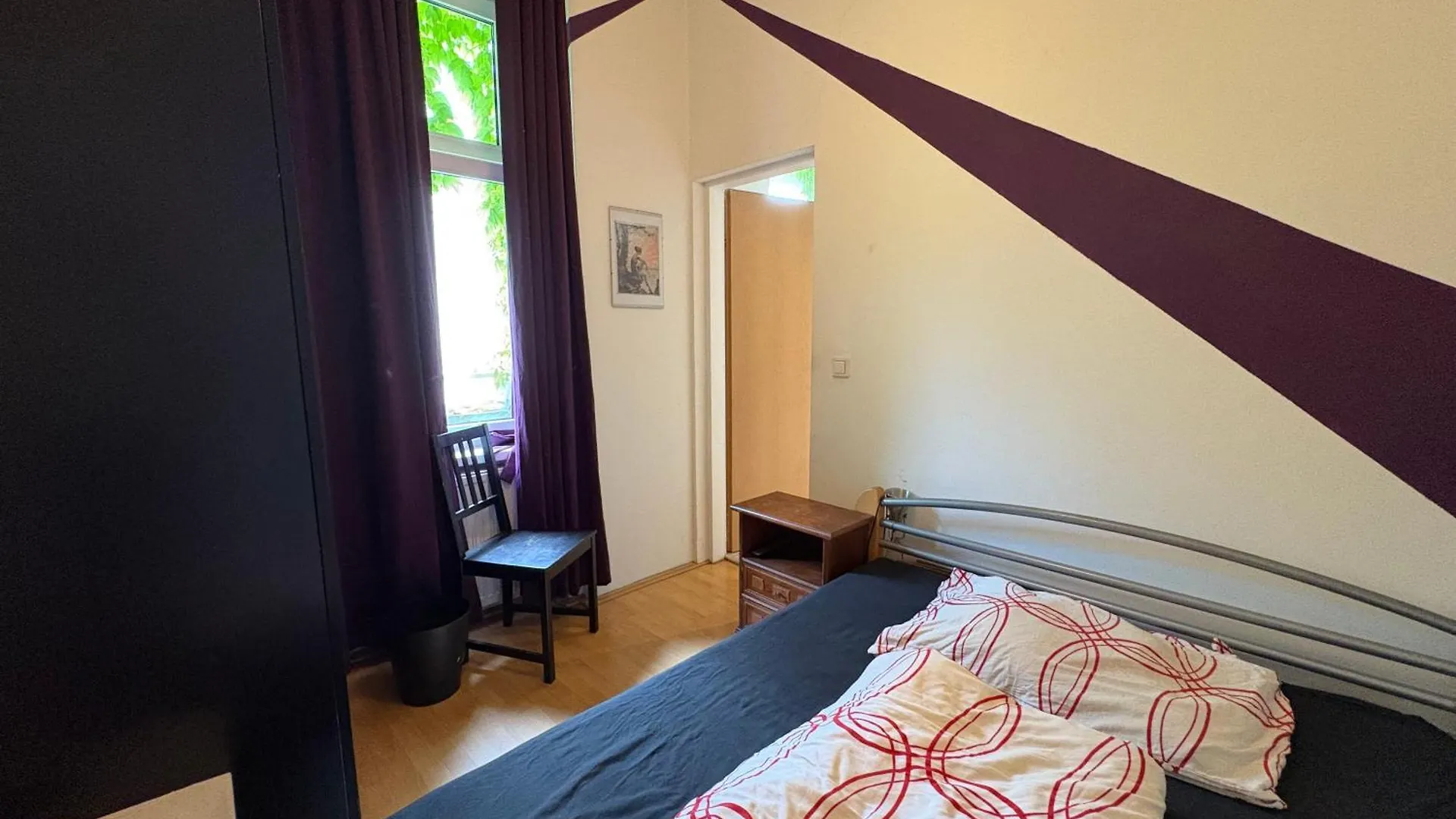 Gruen, Ruhig Und Zentral, Grosses Apartment Mit Gruenblick Vienna Austria