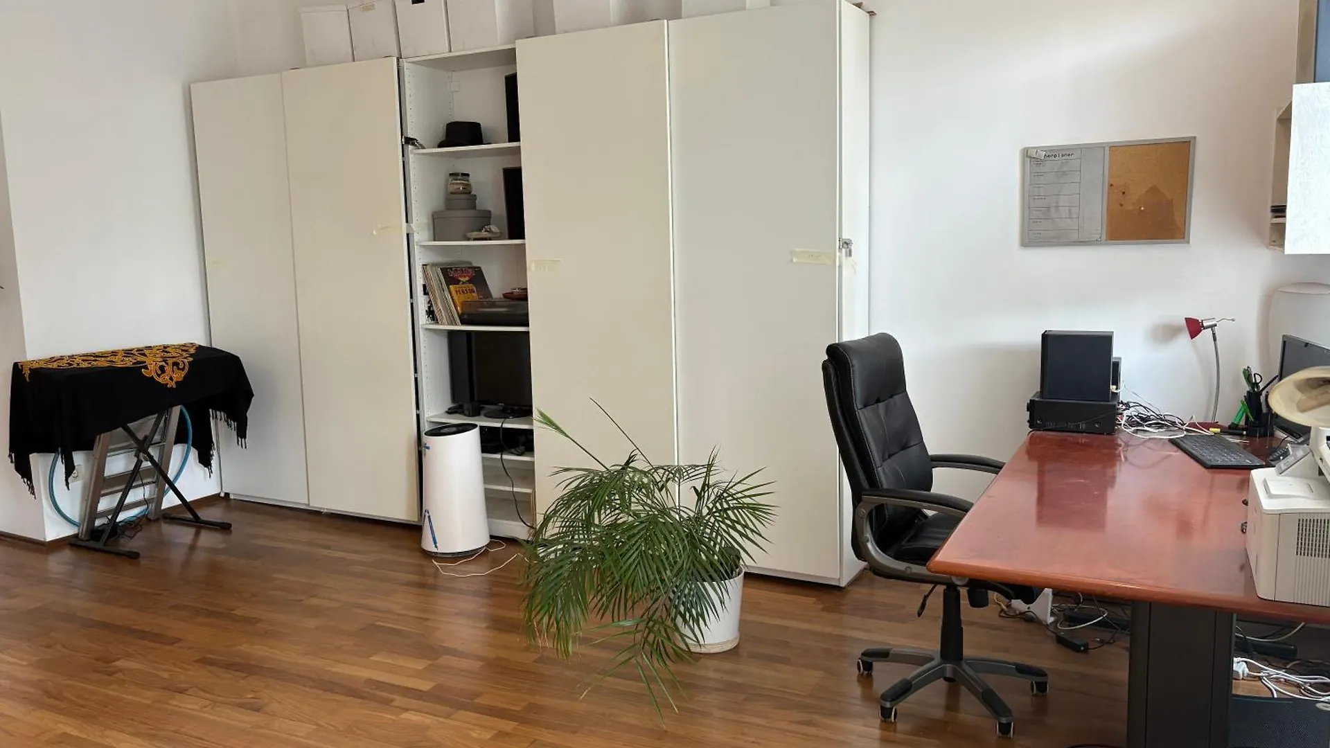 Gruen, Ruhig Und Zentral, Grosses Apartment Mit Gruenblick Vienna