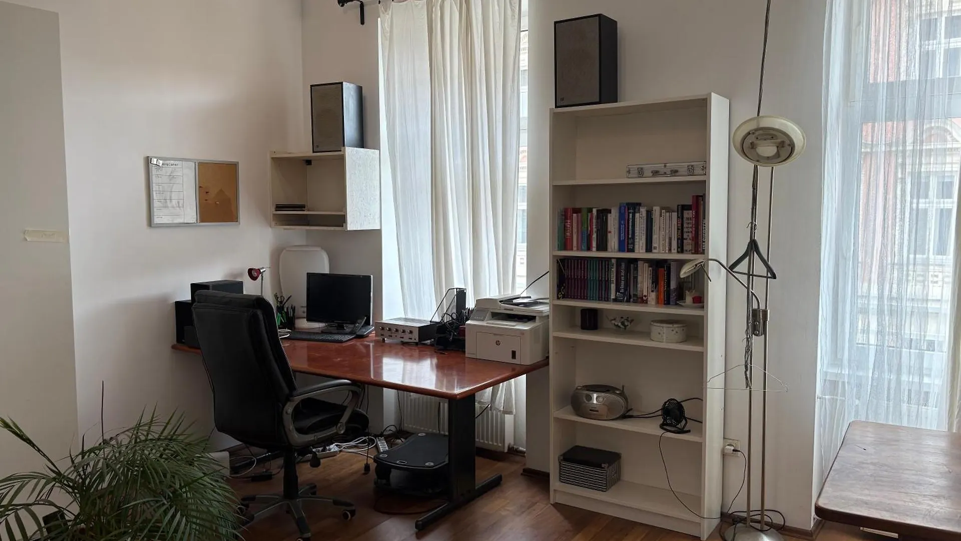 Gruen, Ruhig Und Zentral, Grosses Apartment Mit Gruenblick Vienna 0*,