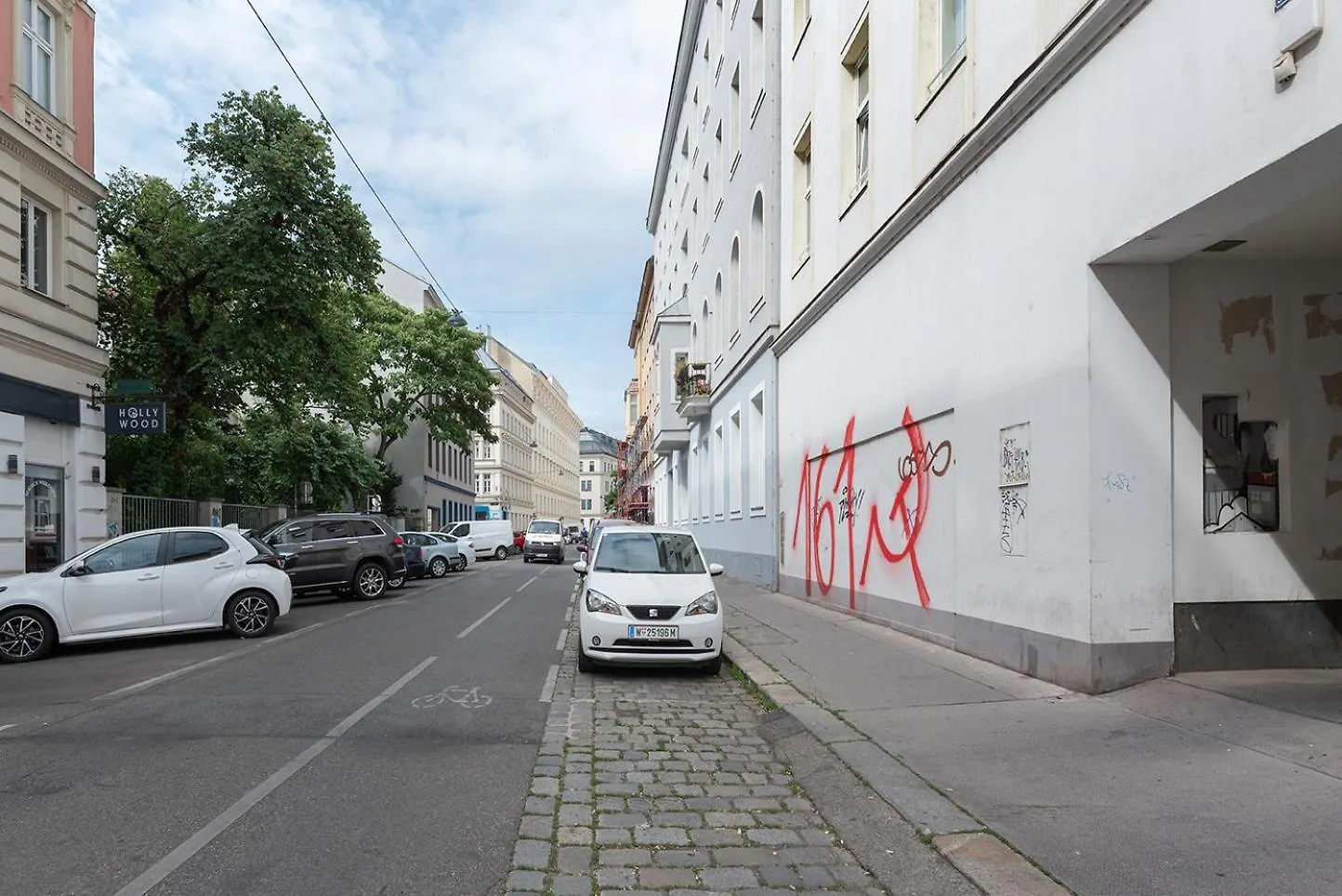 Gruen, Ruhig Und Zentral, Grosses Apartment Mit Gruenblick 비엔나 오스트리아