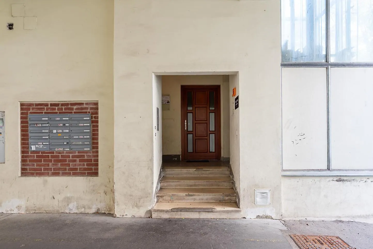 Gruen, Ruhig Und Zentral, Grosses Apartment Mit Gruenblick 비엔나