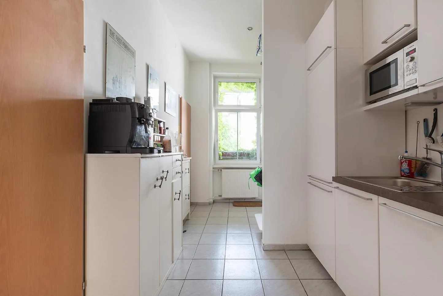 Gruen, Ruhig Und Zentral, Grosses Apartment Mit Gruenblick 비엔나